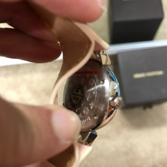 Authentic Louis Vuitton tambour vernis watch - Picture 8 of 8